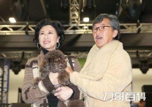 歌星叶倩文老公是谁（叶倩文的第一任老公是谁）